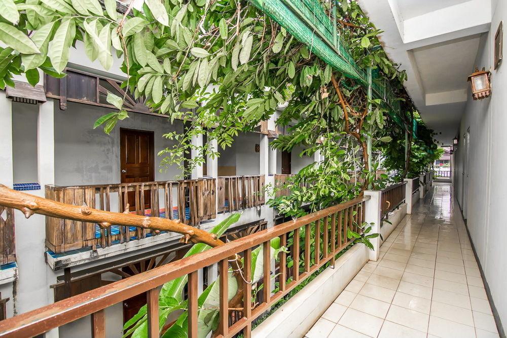 Hotel Sutus Court 3 Pattaya Exterior foto
