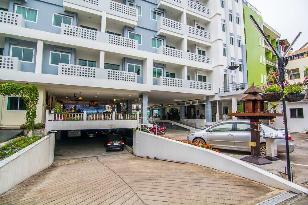 Hotel Sutus Court 3 Pattaya Exterior foto