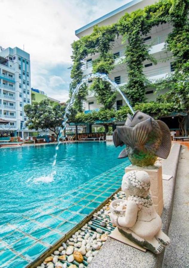 Hotel Sutus Court 3 Pattaya Exterior foto