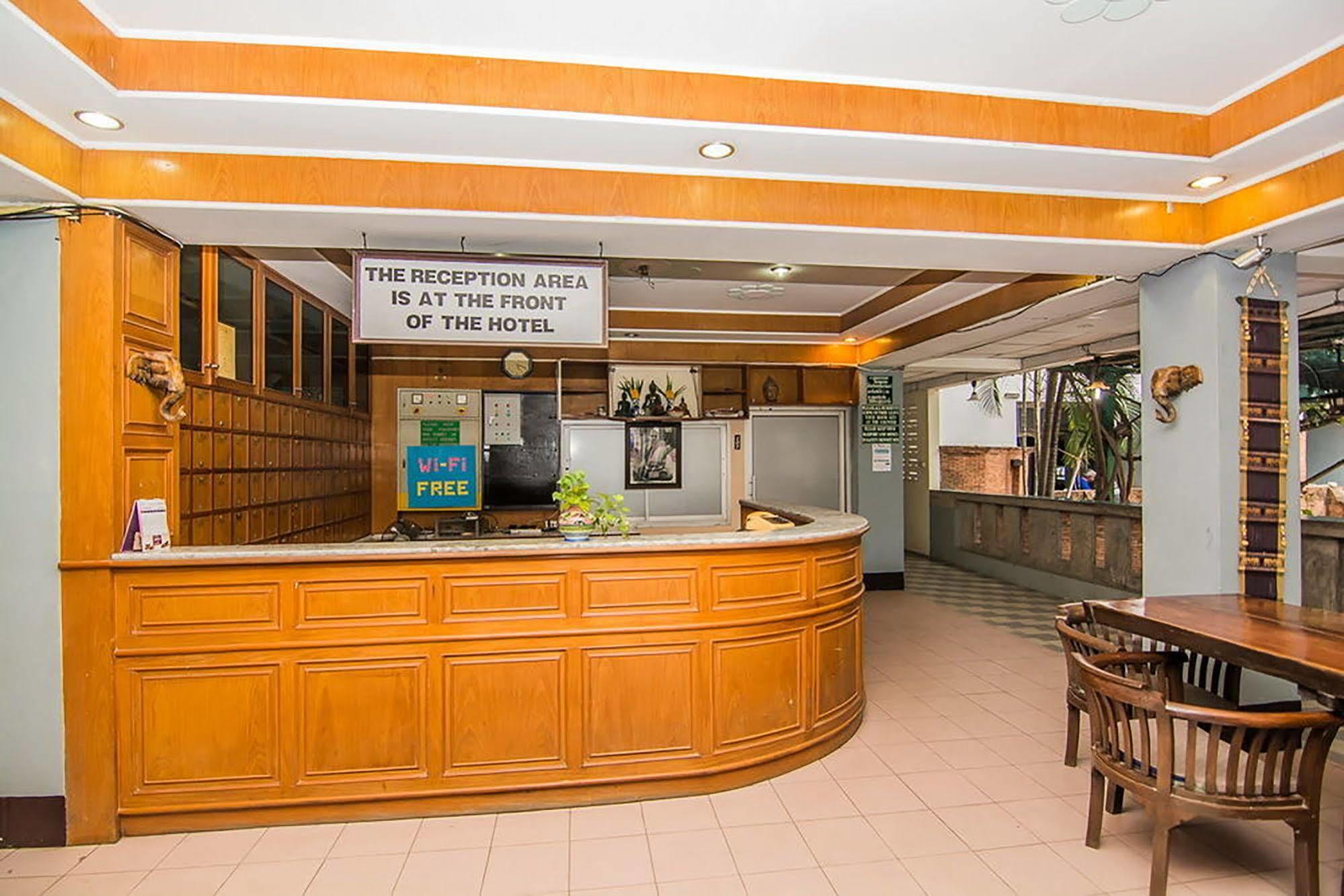 Hotel Sutus Court 3 Pattaya Exterior foto